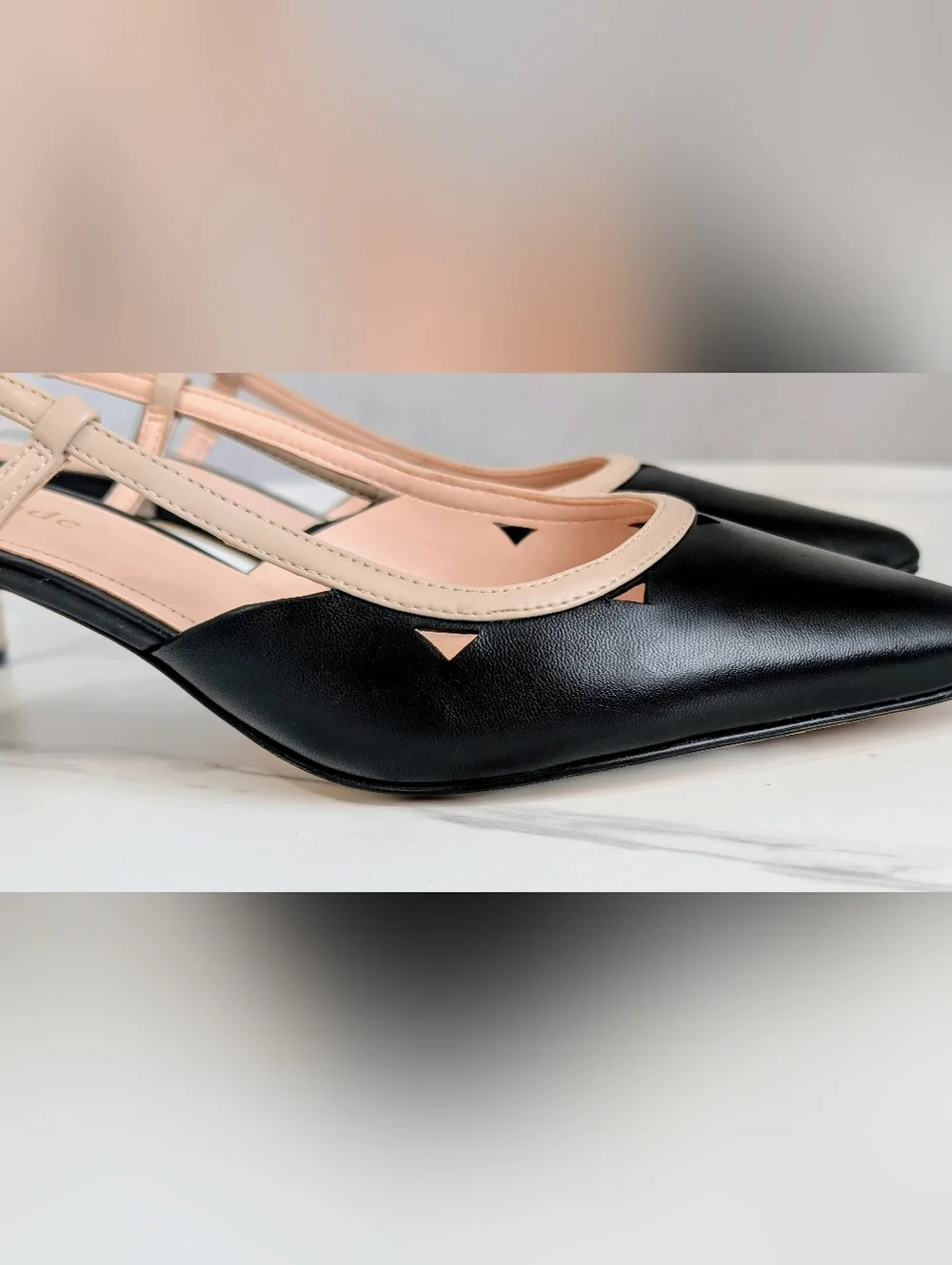 Kate Spade Veyda Slingback Kitten Heels Black Warm Beige Pointed Toe 8B NWOB